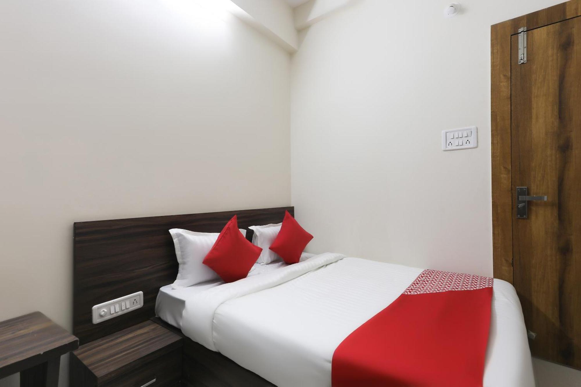 Hotel O La Flora Indore Exterior photo