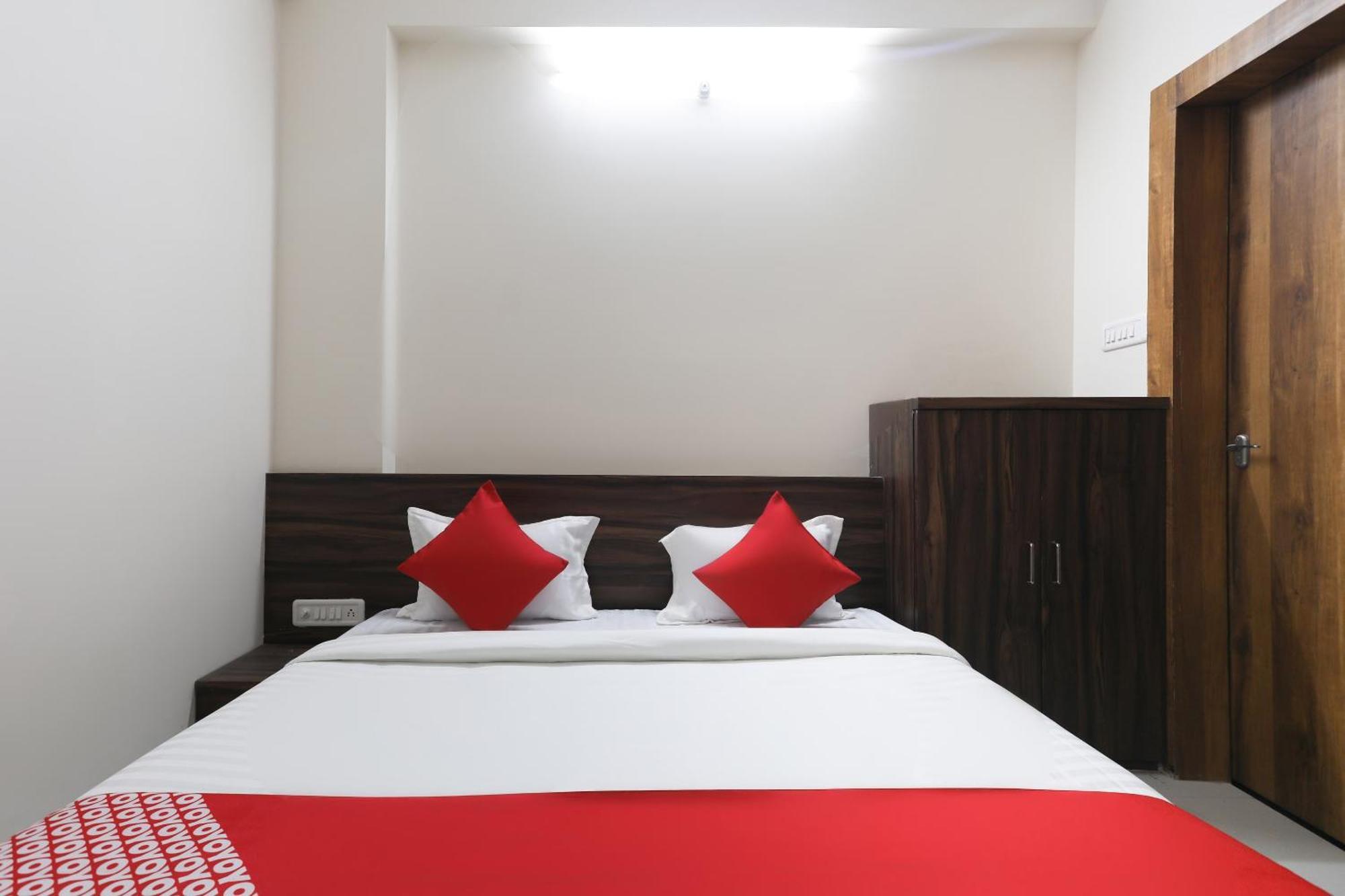 Hotel O La Flora Indore Exterior photo